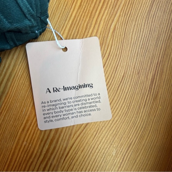 Bloomchic 12 NWT green webbing wrap boho ribbon detail one piece swimsuit - Picture 7 of 16